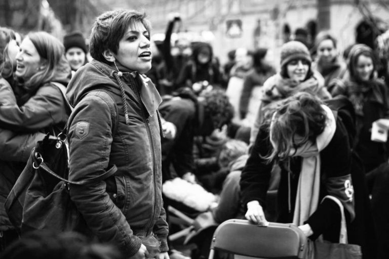 090501 frauenstreik - „Ohne uns steht die Welt still“ - Fraueenbewegung - Wirtschaft & Soziales