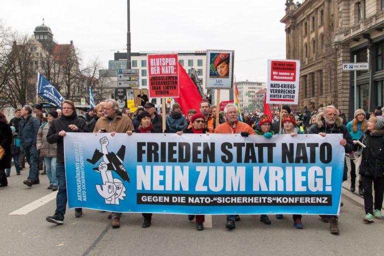 image009 - Kommunalpolitiker gegen Friedenskonferenz - Münchener Sicherheitskonferenz - Im Bild