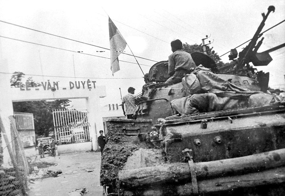 15244630142 9178d6997f o - Saigon ist frei! - Vietnam, Vietnamkrieg - Internationales