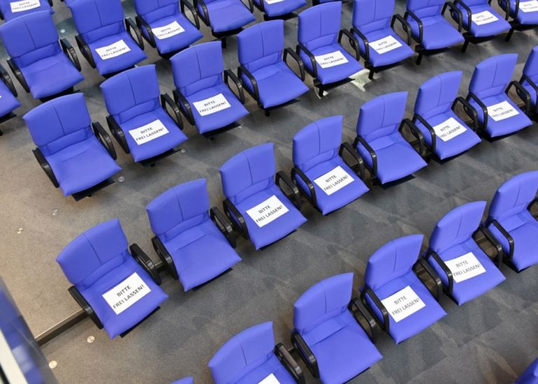 170401 aushebelung - Parlamente als Statisten - Bundestag - Bundestag
