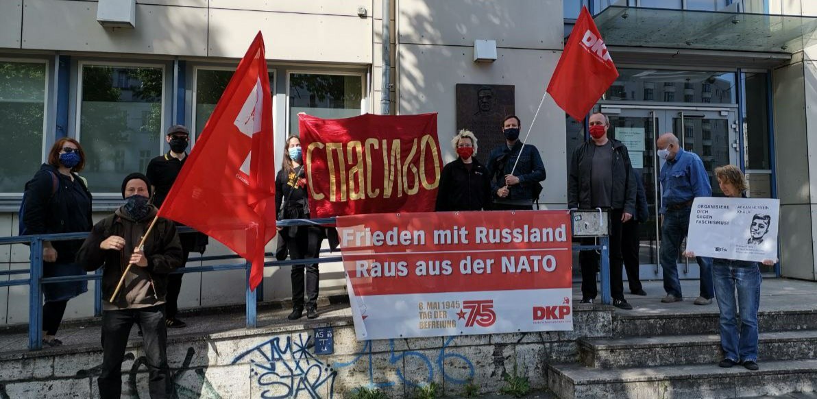 Berlin - Danke Marija, Anatoli und Wassili! (Teil II) - 8. Mai, Antifaschismus, DKP, Tag der Befreiung - Blog, Aktion