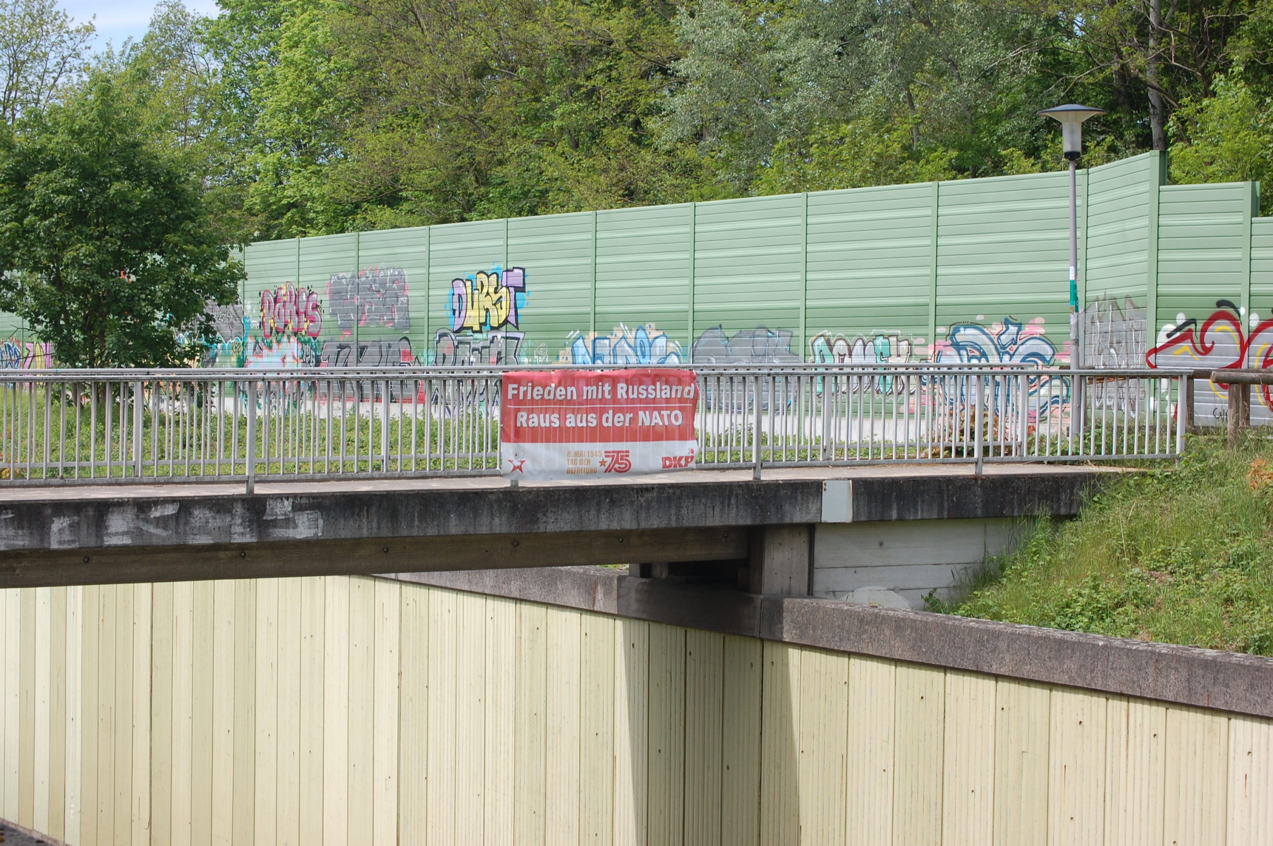 Darmstadt 1 scaled - Friedensbotschaft - Antifaschismus, Tag der Befreiung - Im Bild