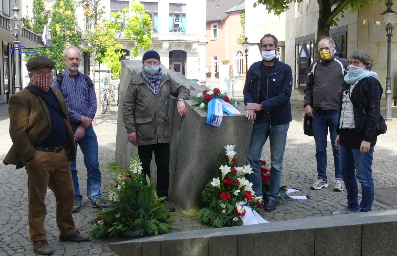 Minden 1 - Friedensbotschaft - Antifaschismus, Tag der Befreiung - Im Bild