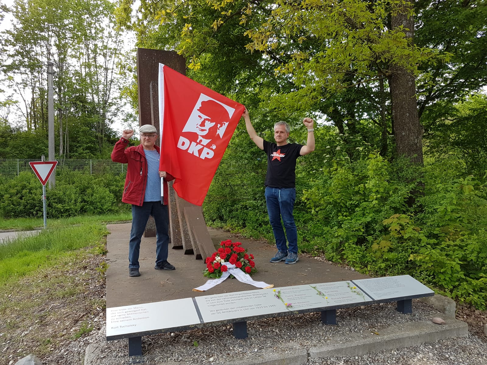 Ulm - Friedensbotschaft - Antifaschismus, Tag der Befreiung - Im Bild