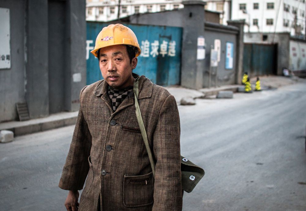 241301 Wanderabreiter - Zwei Zusicherungen und drei Garantien - Armut, China - Hintergrund
