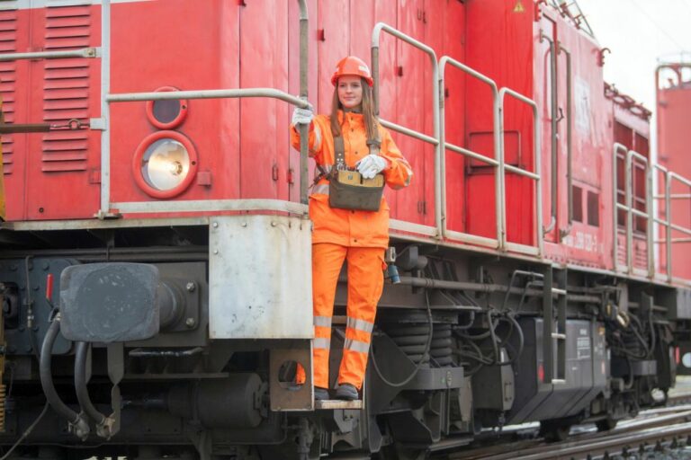 380301 - Tarifverhandlungen bei der Deutschen Bahn - Tarifkämpfe - Tarifkämpfe