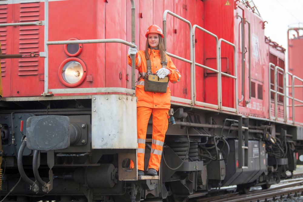 380301 - Tarifverhandlungen bei der Deutschen Bahn - Arbeitskämpfe, Deutsche Bahn, Tarifkämpfe - Wirtschaft & Soziales