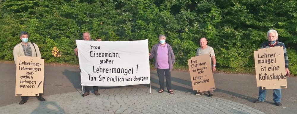 391501 heidenheim - Wahlkampf gestört - Schulen, Wahlkampf - Aktion