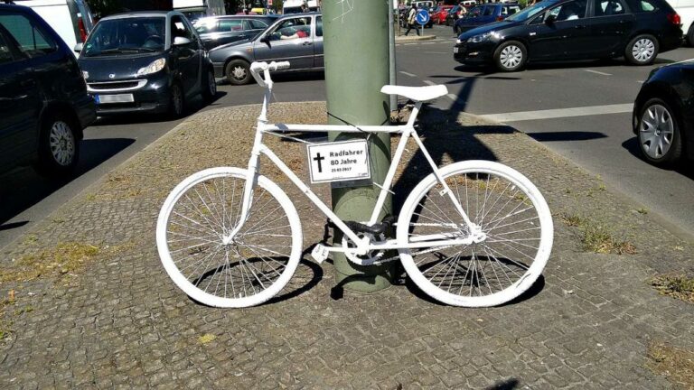 Ghost Bike 2017 Berlin - Fast wie immer - Alltag - Die letzte Seite