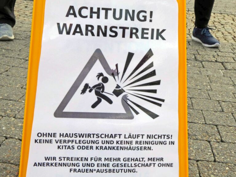 41 3 02 Reinigung2 - Keine Putzteufel - Streik - Streik