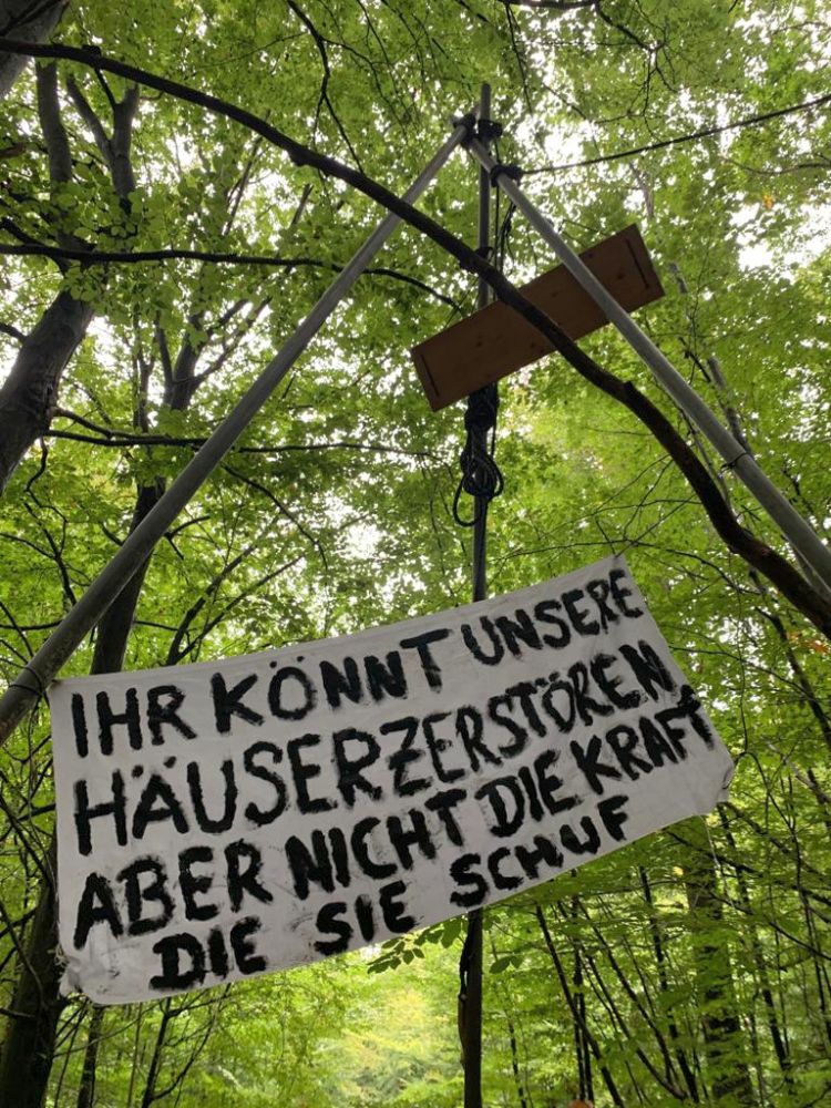 IMG 20201003 WA0001 - Auf Biegen und Brechen - Polizei, Proteste, Repression, Umweltpolitik - Im Bild