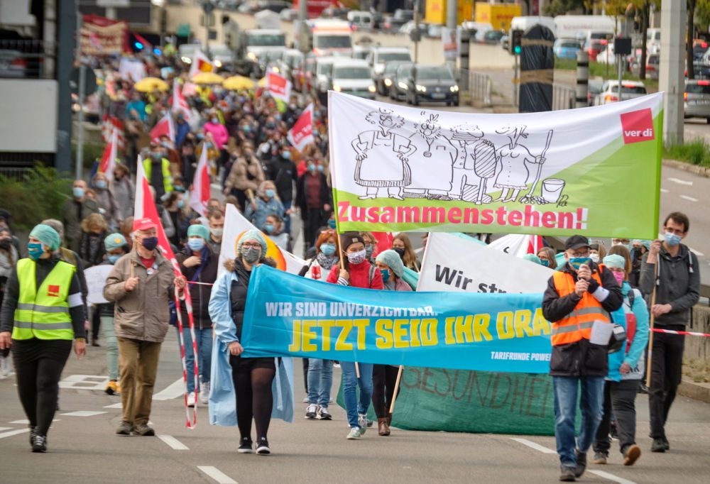 jr 201008 0501 - Streikbereit - Tarifrunde Öffentlicher Dienst - Im Bild