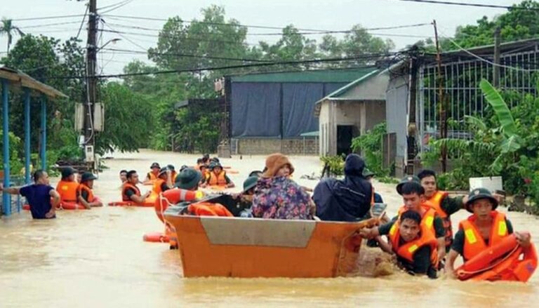 cuu ho 16038624214481580022444 crop 1603862425872136756183 - Hilfe kommt an - Solidarität, Vietnam - Internationales