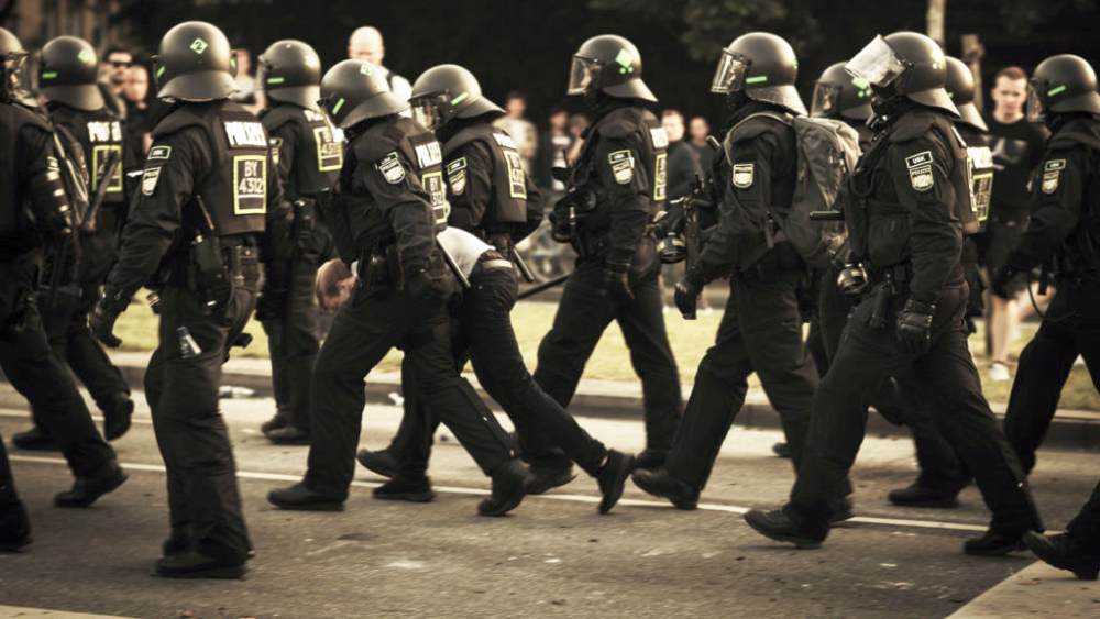 490501 prozess - Ohne Öffentlichkeit - G-20-Proteste, Rechtsprechung/Prozesse/Gerichtsurteile - Politik