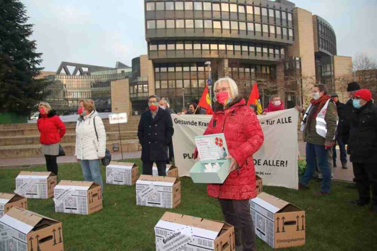 510301 - Schnell mal schließen - Arbeitskämpfe - Arbeitskämpfe