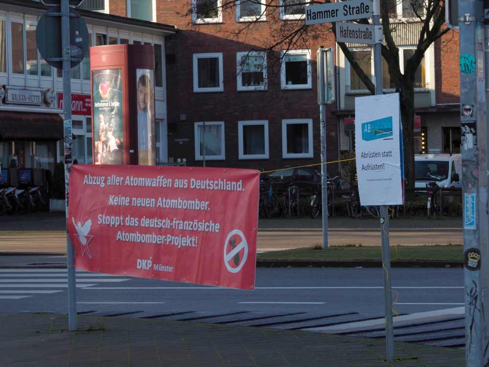 muenster - Kein Geld für Krieg - Abrüsten statt Aufrüsten, Aktionstag, Friedenskampf - Im Bild