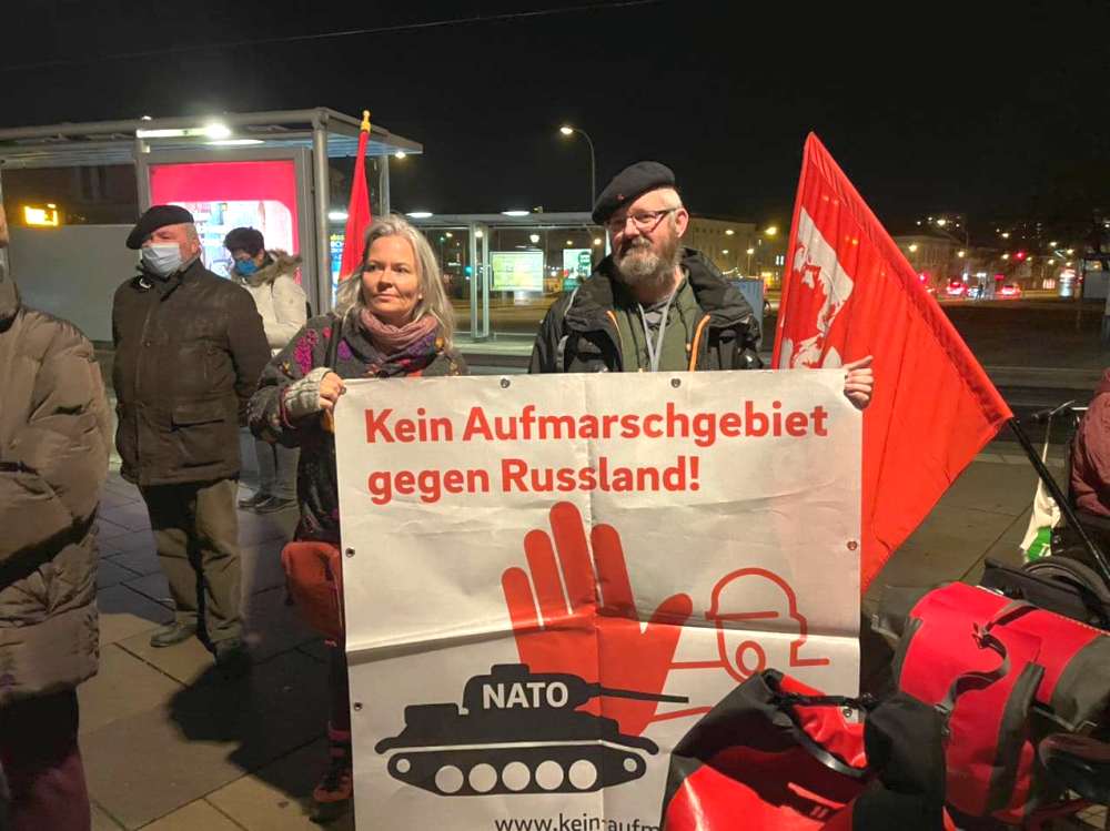 potsdam - Kein Geld für Krieg - Abrüsten statt Aufrüsten, Aktionstag, Friedenskampf - Im Bild