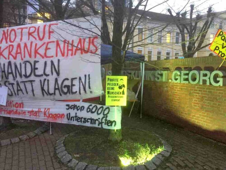 030201 - Solidarität mit Romana - Krankenhaus - Krankenhaus