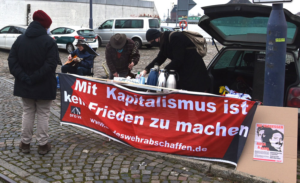 Flensburg Paul Hoffmann - Rosa & Karl 2021 - Demonstration, Geschichte der Arbeiterbewegung - Im Bild