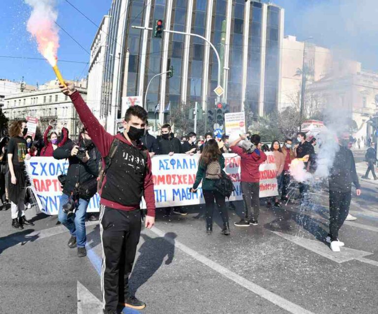 70702 Griechenland - Studierende sind keine Kriminellen - Proteste - Proteste