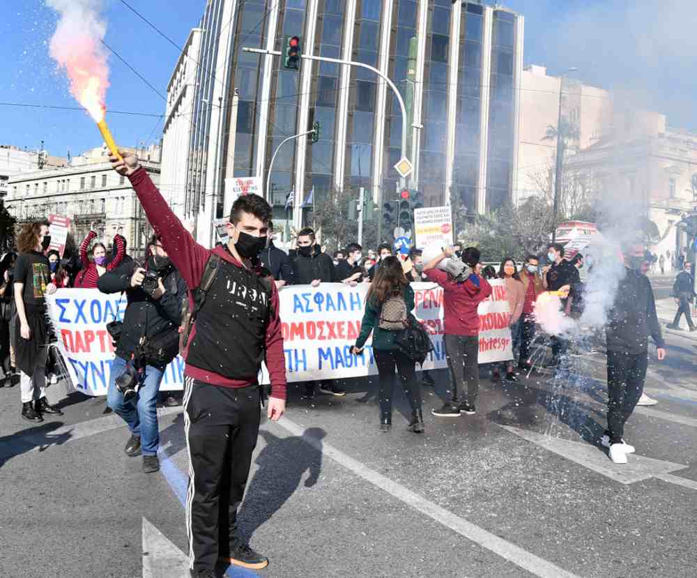 70702 Griechenland - Studierende sind keine Kriminellen - Griechenland, Hochschulen, Proteste - Internationales