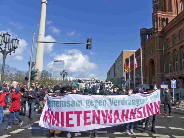 130402 berlin - Housing Action Day 2021 - Mietenwahnsinn - Mietenwahnsinn