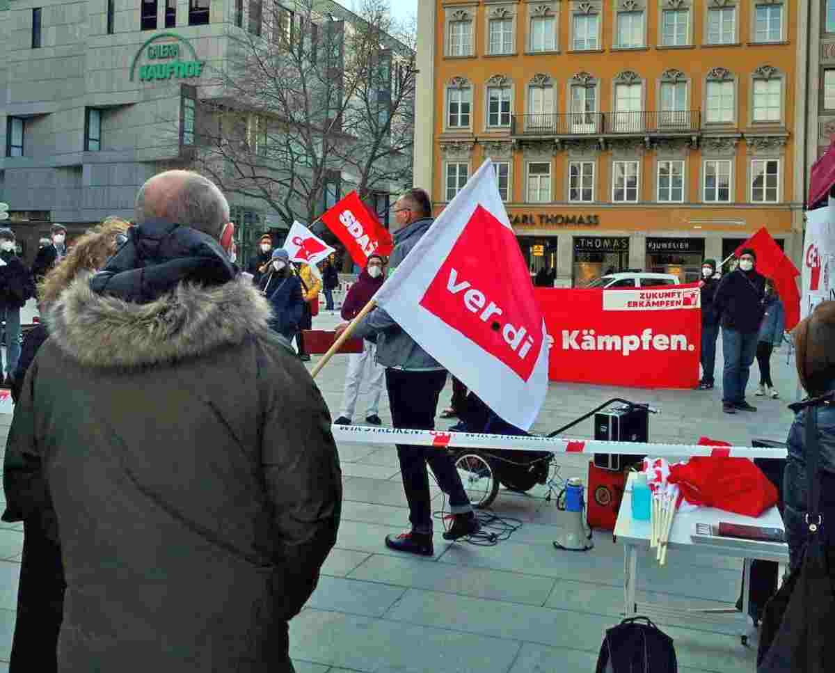 160203 Bildmeldung - „Bildung und Soziale Arbeit vor wirtschaftliche Interessen“ - Coronavirus, Gewerkschaften, Kundgebungen - Wirtschaft & Soziales