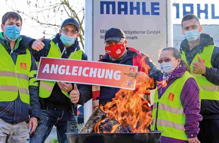 170101 Ostangleichung 239174415 - Streik nach Pilotabschluss - Angleichung Ost - Angleichung Ost