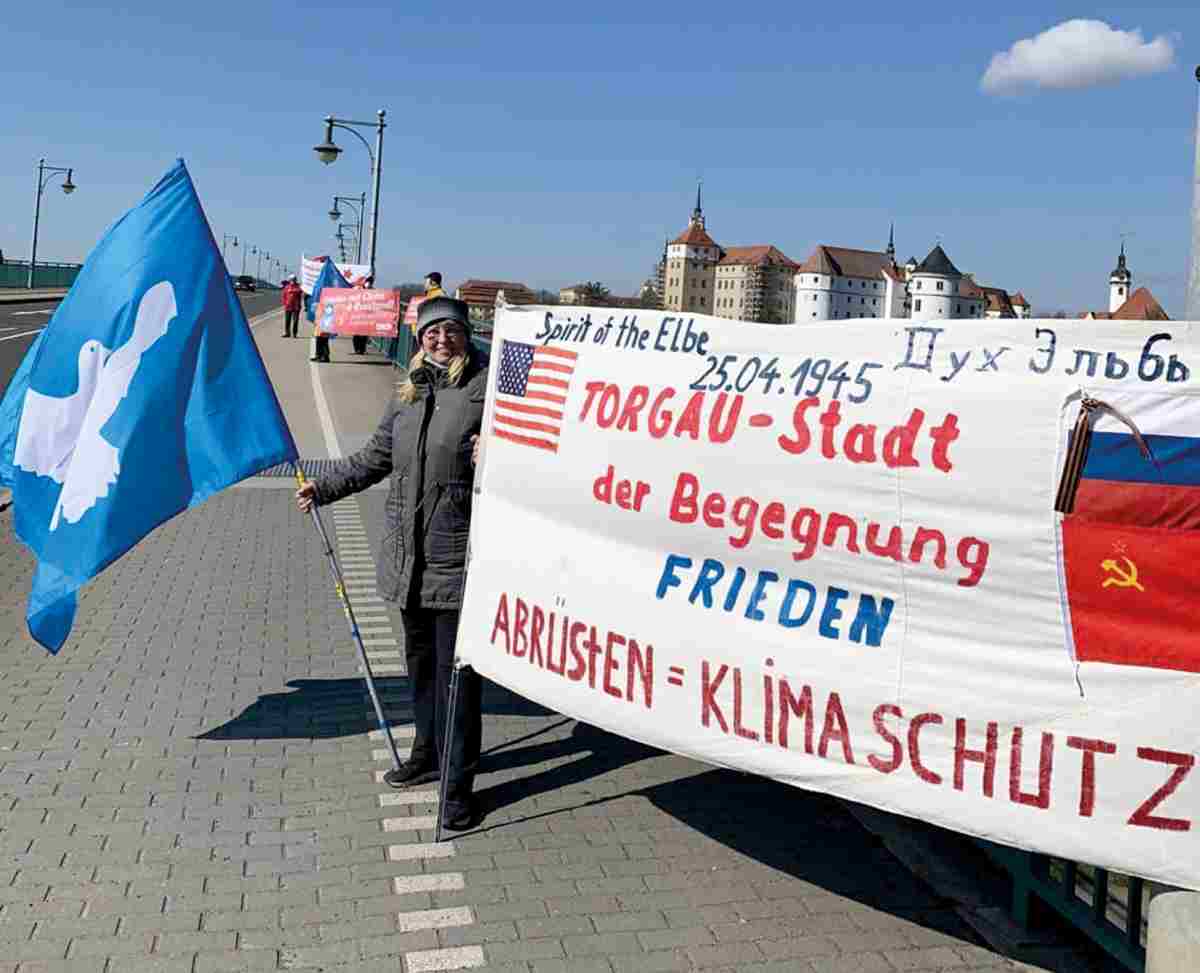 Torgau 1 - Ostermarsch 2021 - Friedenskampf, Ostermarsch - Im Bild