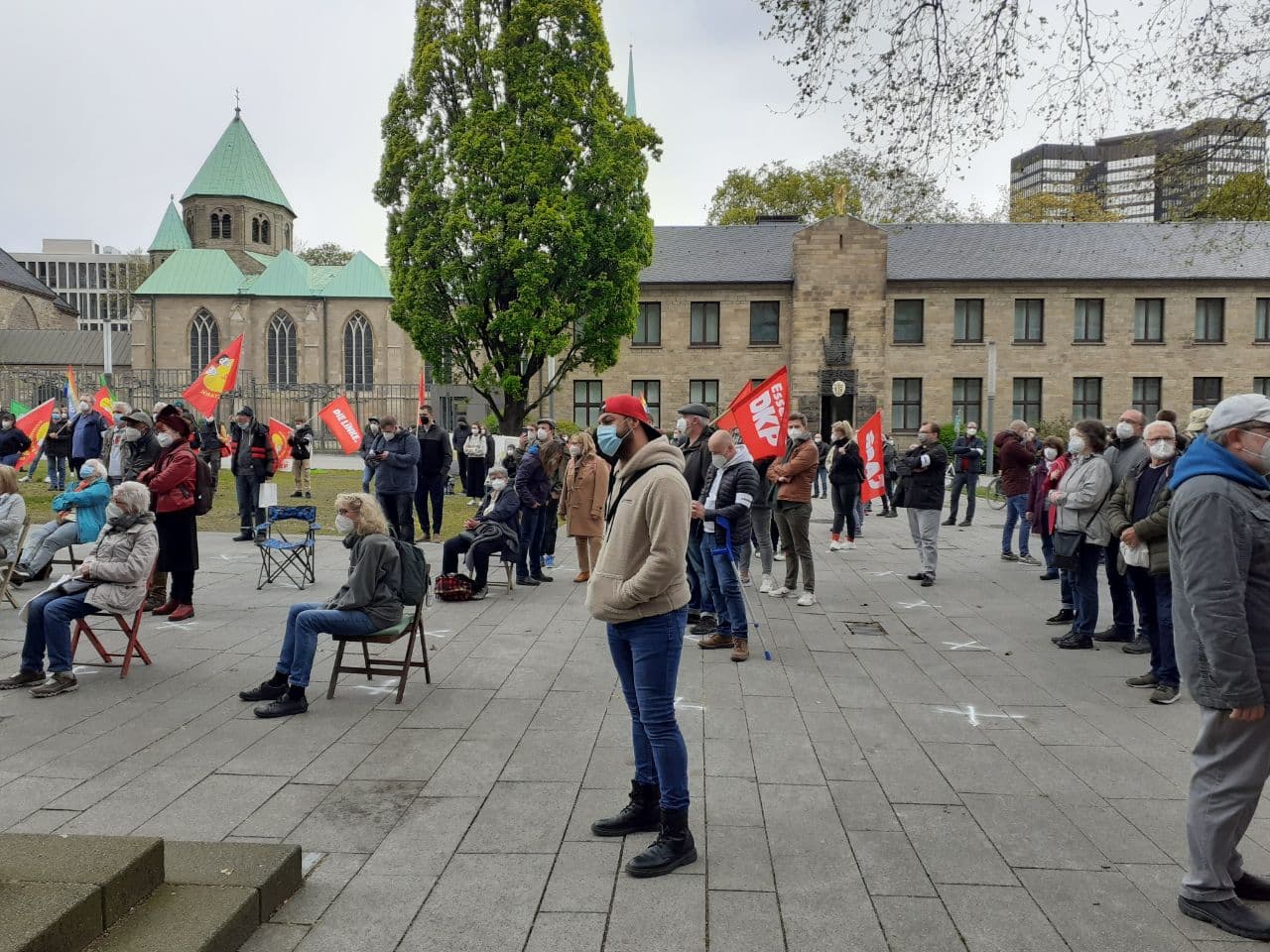 essen 1 - Wer nicht feiert, hat verloren - Antifaschismus, Friedenskampf, Geschichte der Arbeiterbewegung - Blog, DKP in Aktion