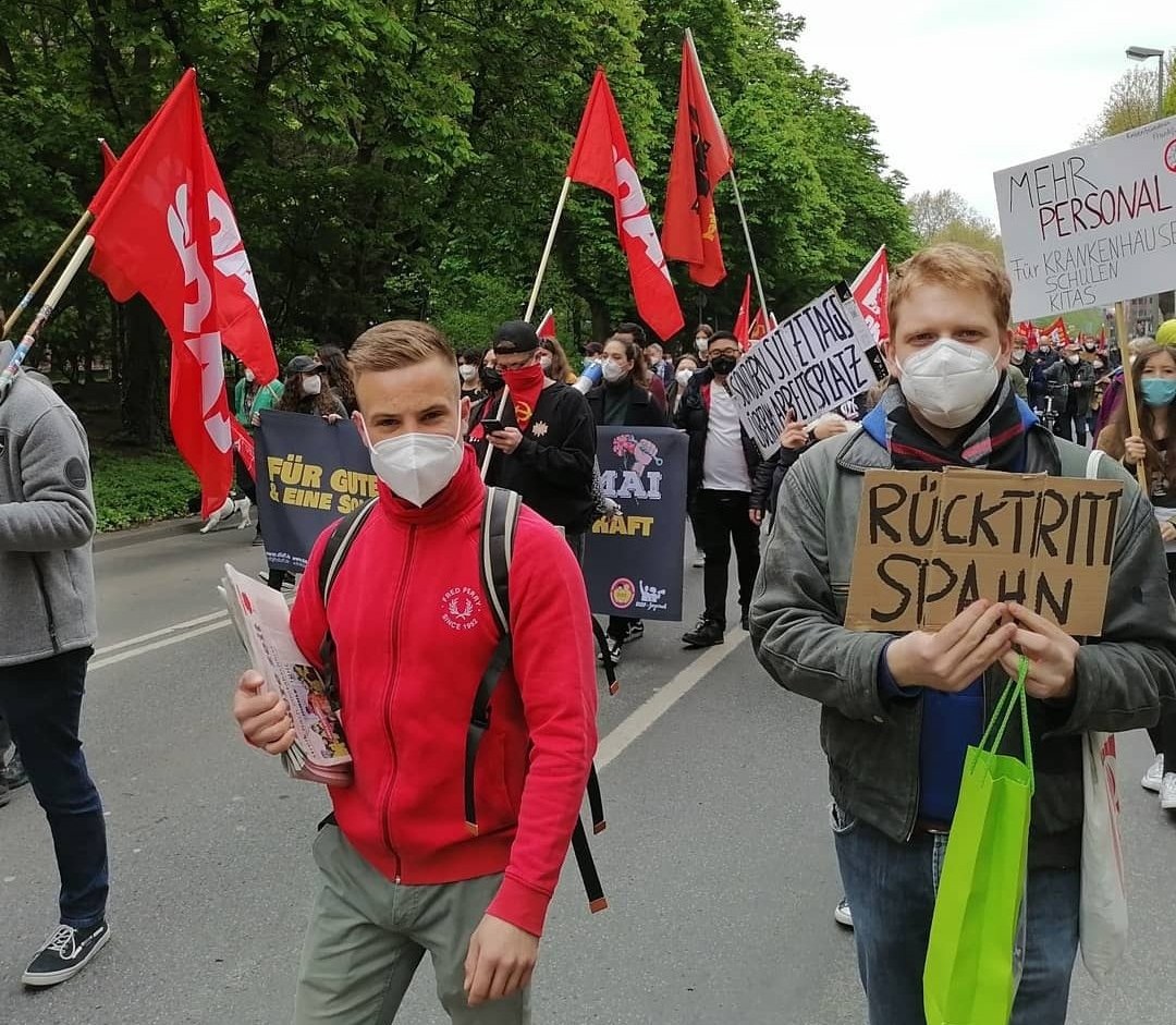 frankfurt main - Der 1. Mai auf der Straße - - Blog, DKP in Aktion