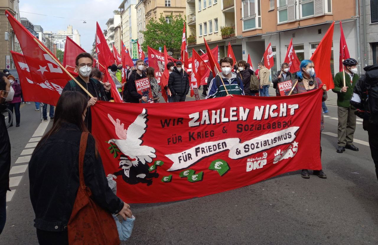 jeheeihbkilkdgnn - Kämpferische 1.-Mai-Demonstrationen in München - - Blog, DKP in Aktion