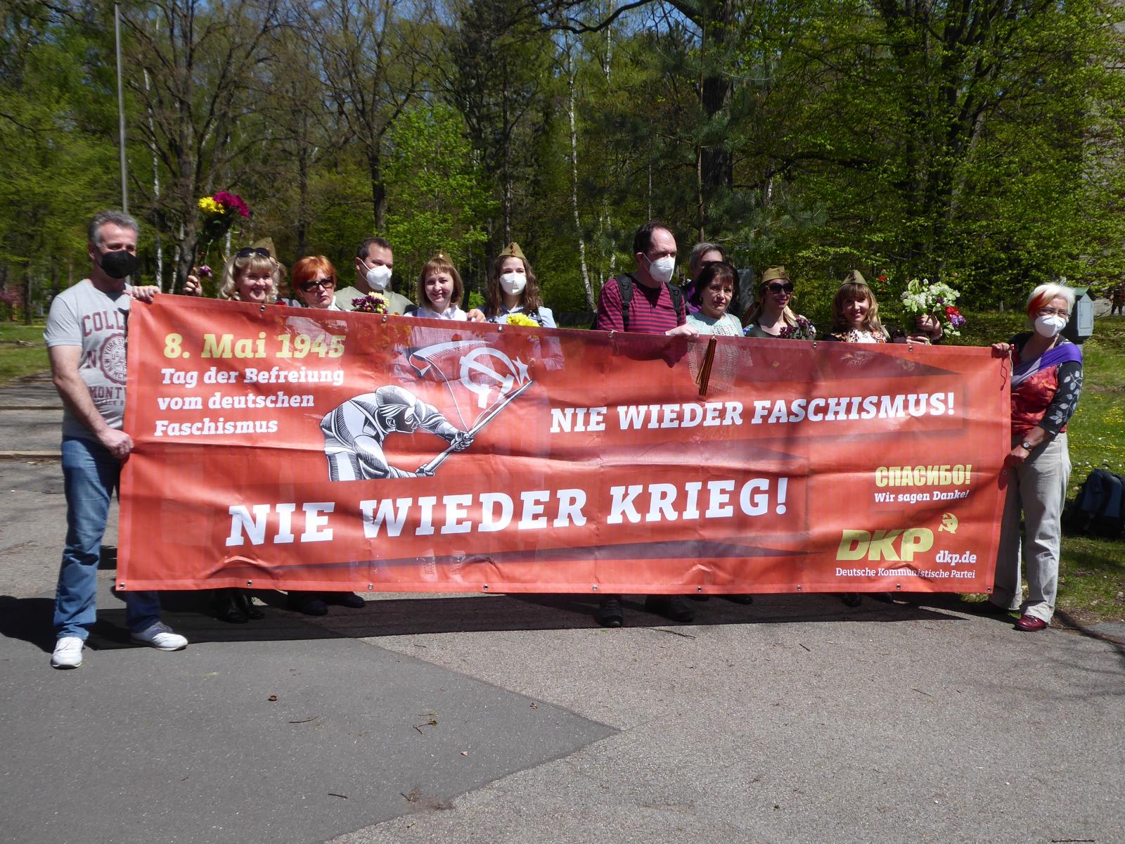 nuernberg 1 - Wer nicht feiert, hat verloren - Antifaschismus, Friedenskampf, Geschichte der Arbeiterbewegung - Blog, DKP in Aktion