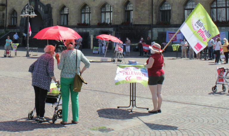 rollatoraktion gelsenkirchen 1 - Versprochen. Gebrochen. - Blog - Blog