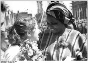 300801 Bundesarchiv Bild 183 11500 1488 Berlin III. Weltfestspiele Teilnehmer - Weltfestspiele in Berlin - Welfestspiele - Theorie & Geschichte