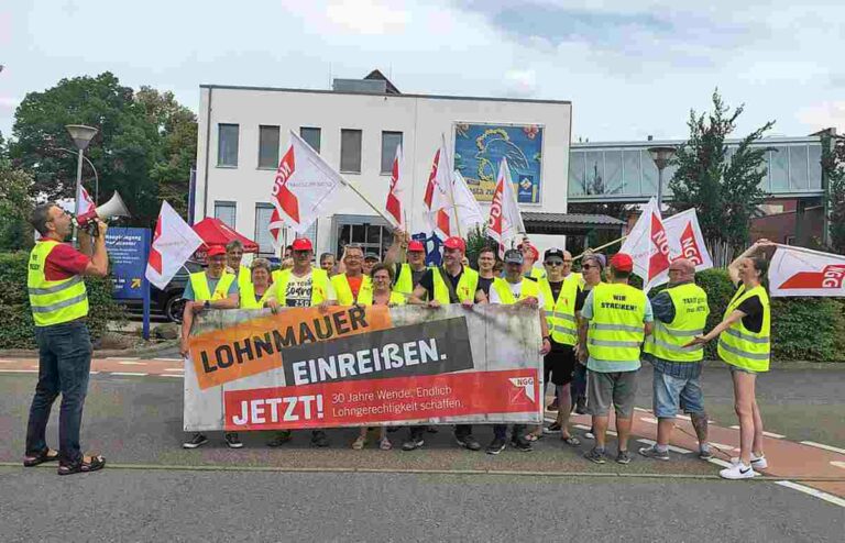 310201 - Lohnmauer einreißen - Streik - Streik