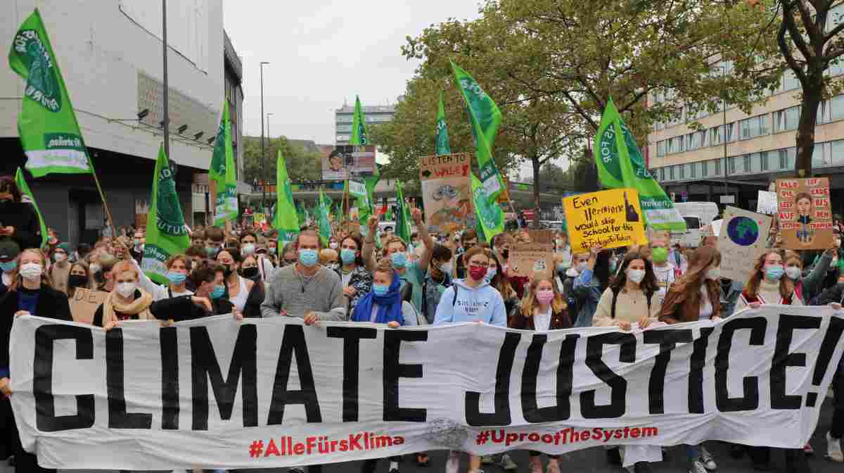 390503 bildmeldung - Fridays for Future - Proteste, Umweltpolitik - Hintergrund