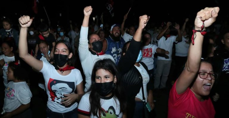 450701 Nicaragua - Die Kinder Sandinos - Wahlen - Wahlen