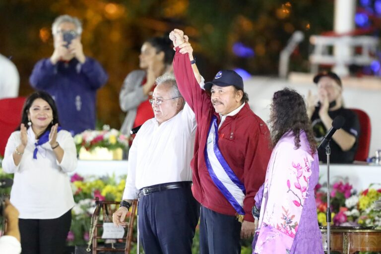 030703 Nacaragua - Recht auf freie Entwicklung verteidigen - Daniel Ortega, FSLN, Nicaragua - Internationales