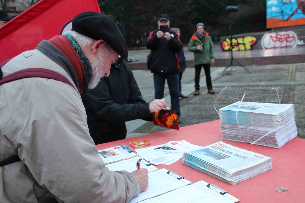 08 Kampagne - Ein guter Auftakt - Demonstration, DKP, Energiepreisstoppkampagne, Jugend - Blog, DKP in Aktion