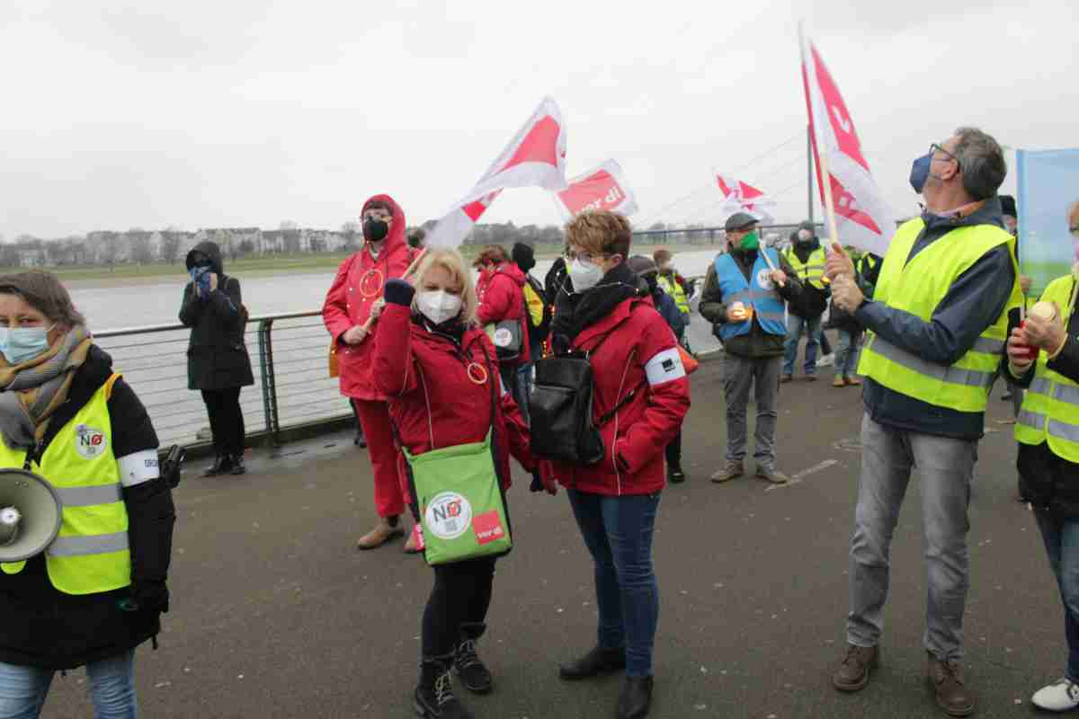 050303 Bildmeldung - Demo gegen Pflegekammer in NRW - - Wirtschaft & Soziales