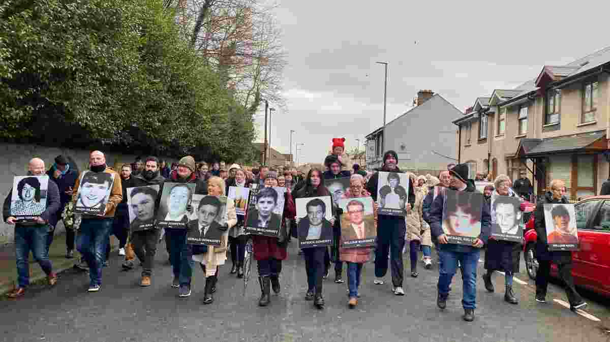 050601 Derry - Keine Gerechtigkeit - Bloody Sunday, Blutsonntag, Derry, Republik Irland - Internationales