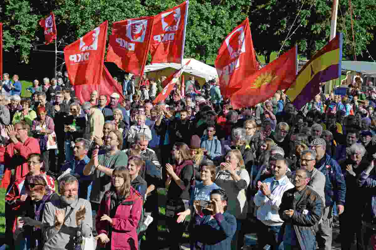 0613 - Frieden bleibt Hauptaufgabe - 9. Tagung, Arnold Schölzel, Energiepreisstoppkampagne, Parteivorstand der DKP, Patrik Köbele, UZ-Pressefest 2022 - Hintergrund