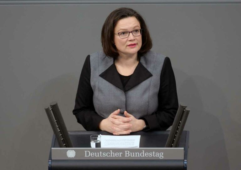 4009812 - „Ab morgen kriegen sie in die Fresse“ - Bundesagentur für Arbeit - Bundesagentur für Arbeit