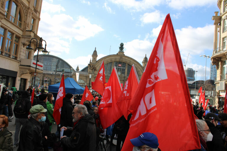 0905 Frankfurt - „Eure Kriege führen wir nicht“ - Frieden - Frieden