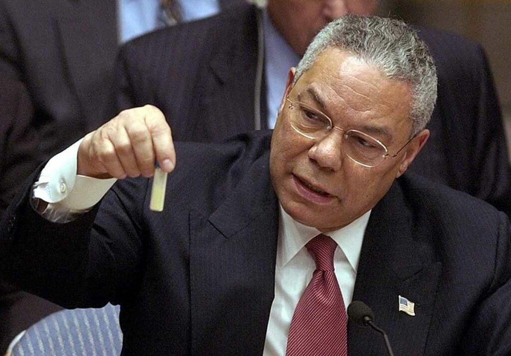 1612 Colin Powell anthrax vial. 5 Feb 2003 at the UN - Ein Blick hinter die Kulissen - Kriege und Konflikte, Montanindustrie, Russland, Ukraine - Hintergrund