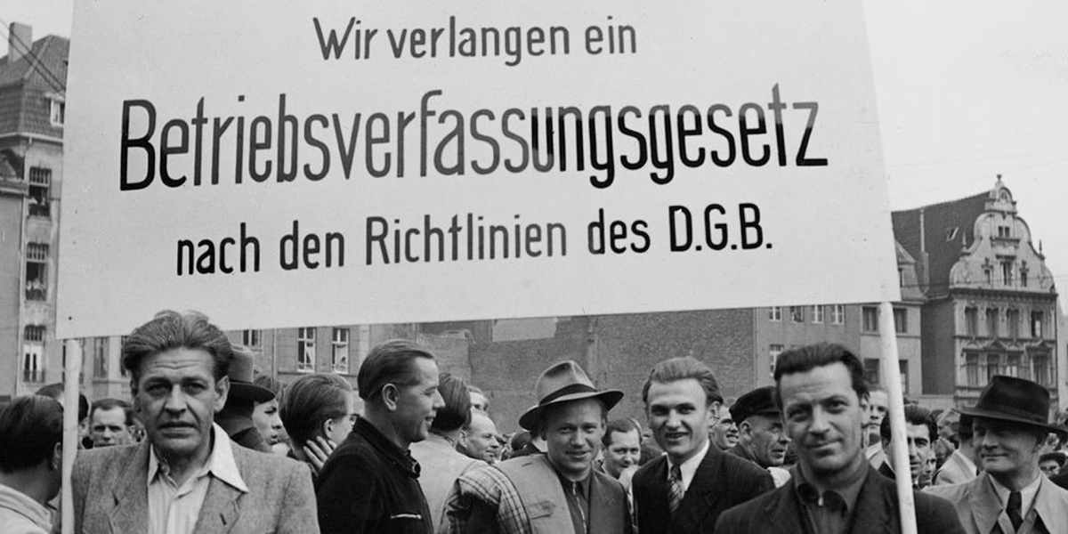 1708 - Betriebsräte an die Kette gelegt - Arbeitskämpfe, Betriebliche Kämpfe, Betriebsräte, Geschichte der Arbeiterbewegung - Theorie & Geschichte