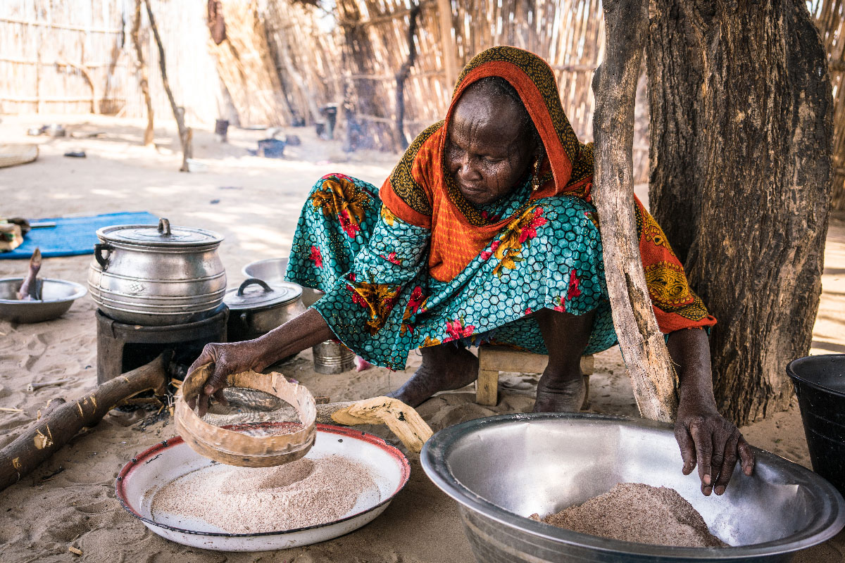 01 Titel Hunger - Das Spiel mit dem Hunger - António Guterres, Hunger, Nahrungsmittelkrise, Sanktionspolitik - Internationales