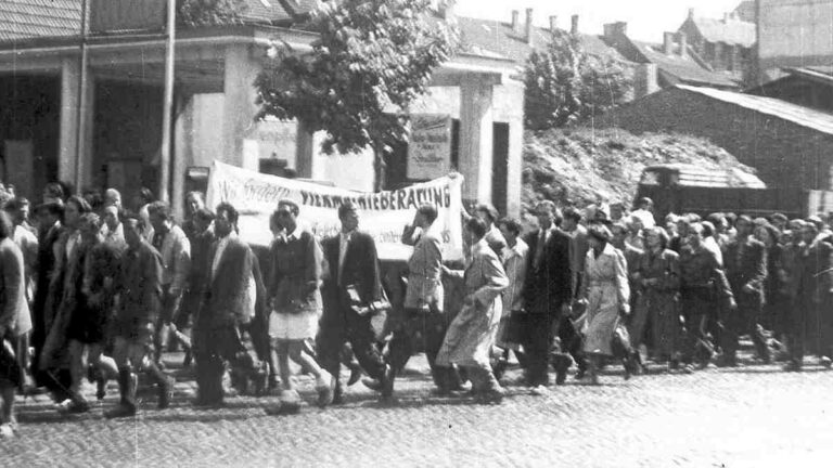 181002 Foto Manfred Scholz - Der Polizeimord in Essen – Mahnung gegen das Vergessen - Theorie & Geschichte - Theorie & Geschichte