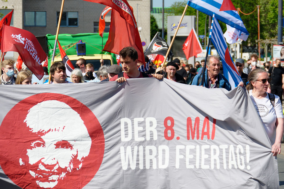 8 - 350 demonstrieren am Tag der Befreiung durch Dortmund - Antifaschismus, Geschichte der Arbeiterbewegung - Blog, Neues aus den Bewegungen